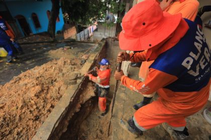 Prefeitura realiza força-tarefa para recuperar drenagem profunda