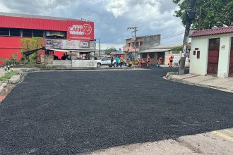 Prefeitura melhora infraestrutura de via do conjunto Oswaldo Frota