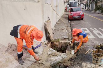 Reconstrução de caixas coletoras e reforça drenagem no Alvorada 2