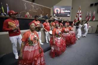Assembleia Legislativa reforça compromisso no combate ao racismo e homenageia personalidades negras com o Prêmio Nestor Nascimento