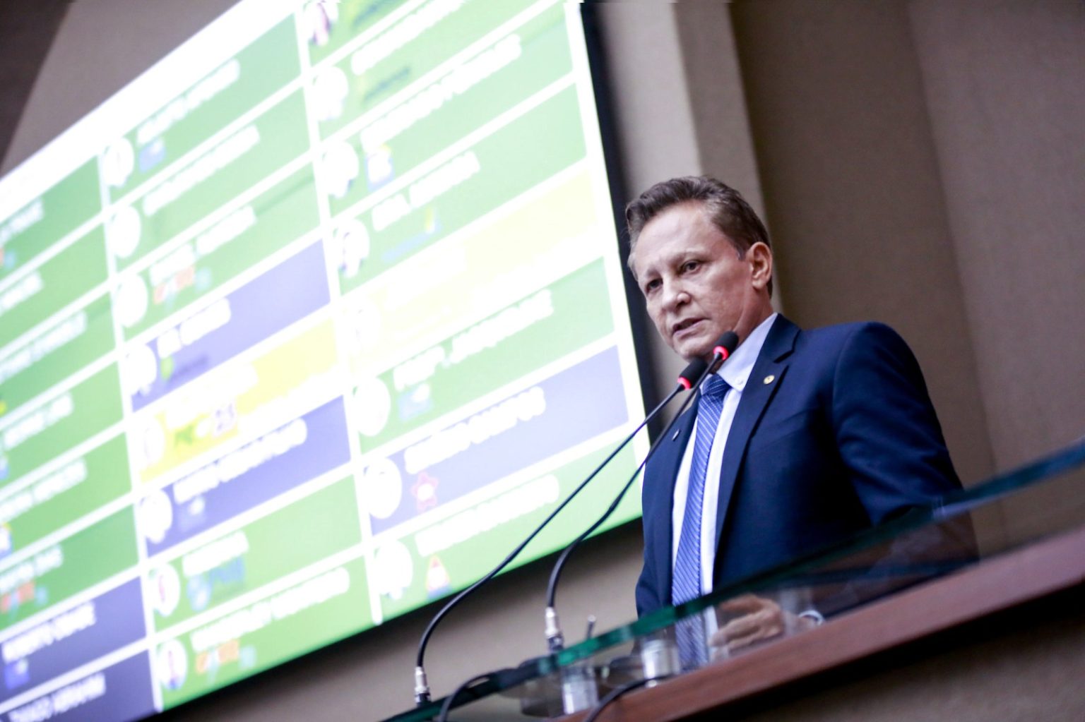 Deputado Adjuto Afonso celebra abertura de novas agências do Basa e destaca fortalecimento do microcrédito em Manaus