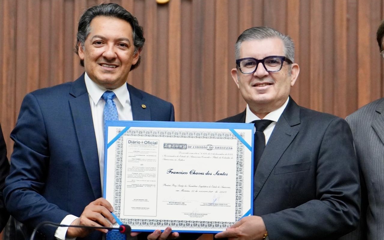 Deputado Felipe Souza concede Título de Cidadão Amazonense ao pastor Francisco Chaves
