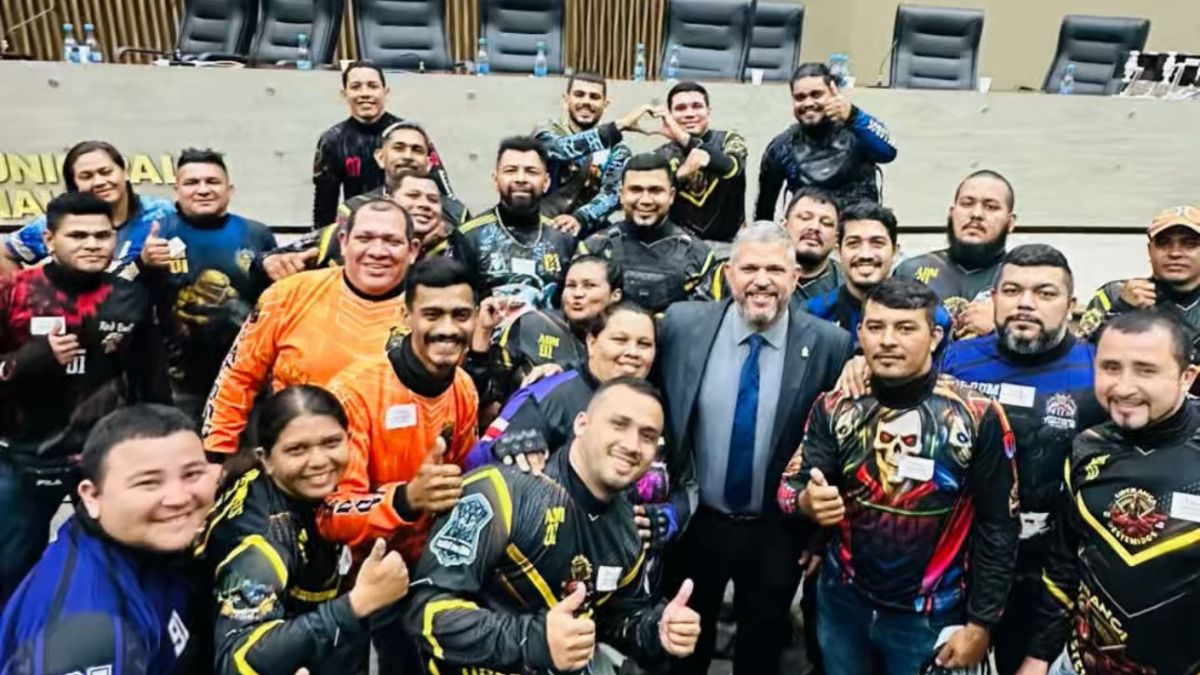 Elan Alencar participa de Audiência Pública em favor dos motociclistas de aplicativo na CMM