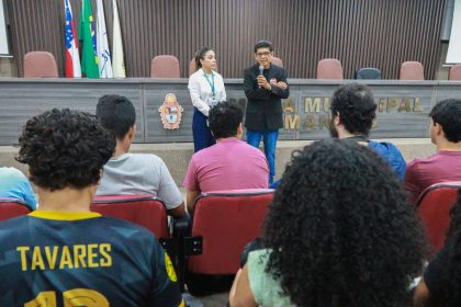 Estudantes da UEA e atletas do Rio Negro realizam visita técnica na Câmara Municipal de Manaus