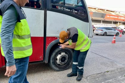 Prefeitura realiza fiscalização em transporte executivo