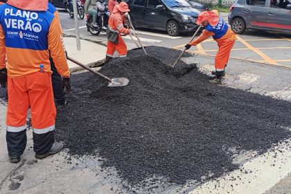 Prefeitura de Manaus realiza serviços de manutenção asfáltica