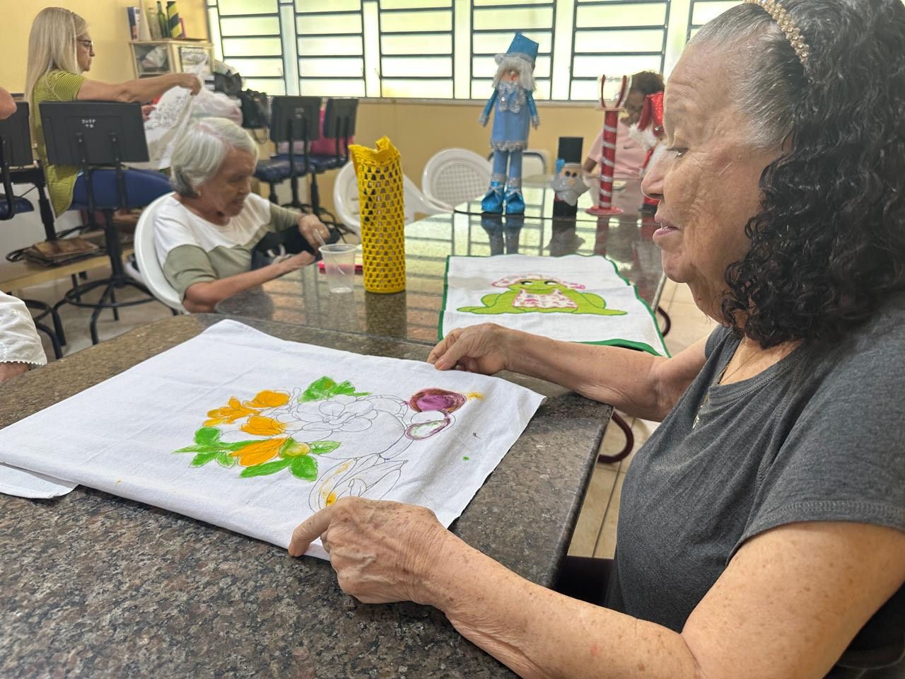 Prefeitura de Manaus reforça bem-estar emocional de idosos