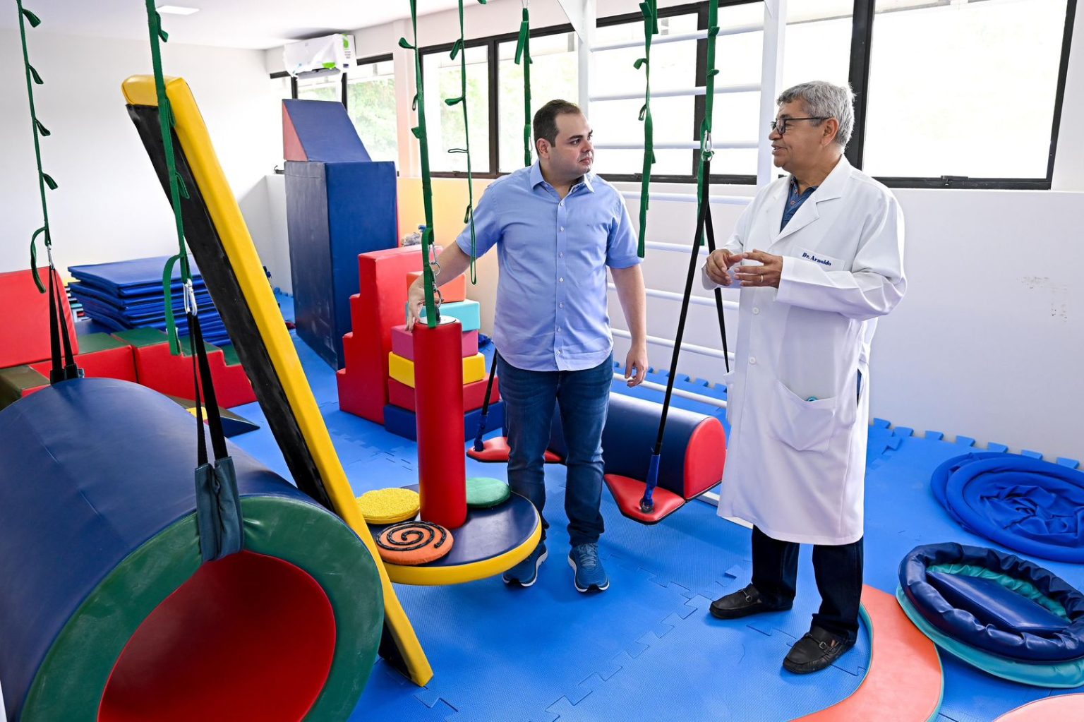 Presidente Roberto Cidade anuncia entrega do Centro de Inclusão Sensorial da Aleam para a segunda quinzena de novembro