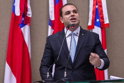 Presidente Roberto Cidade destaca importância da recuperação de trecho da AM-010 para a logística do Médio Amazonas