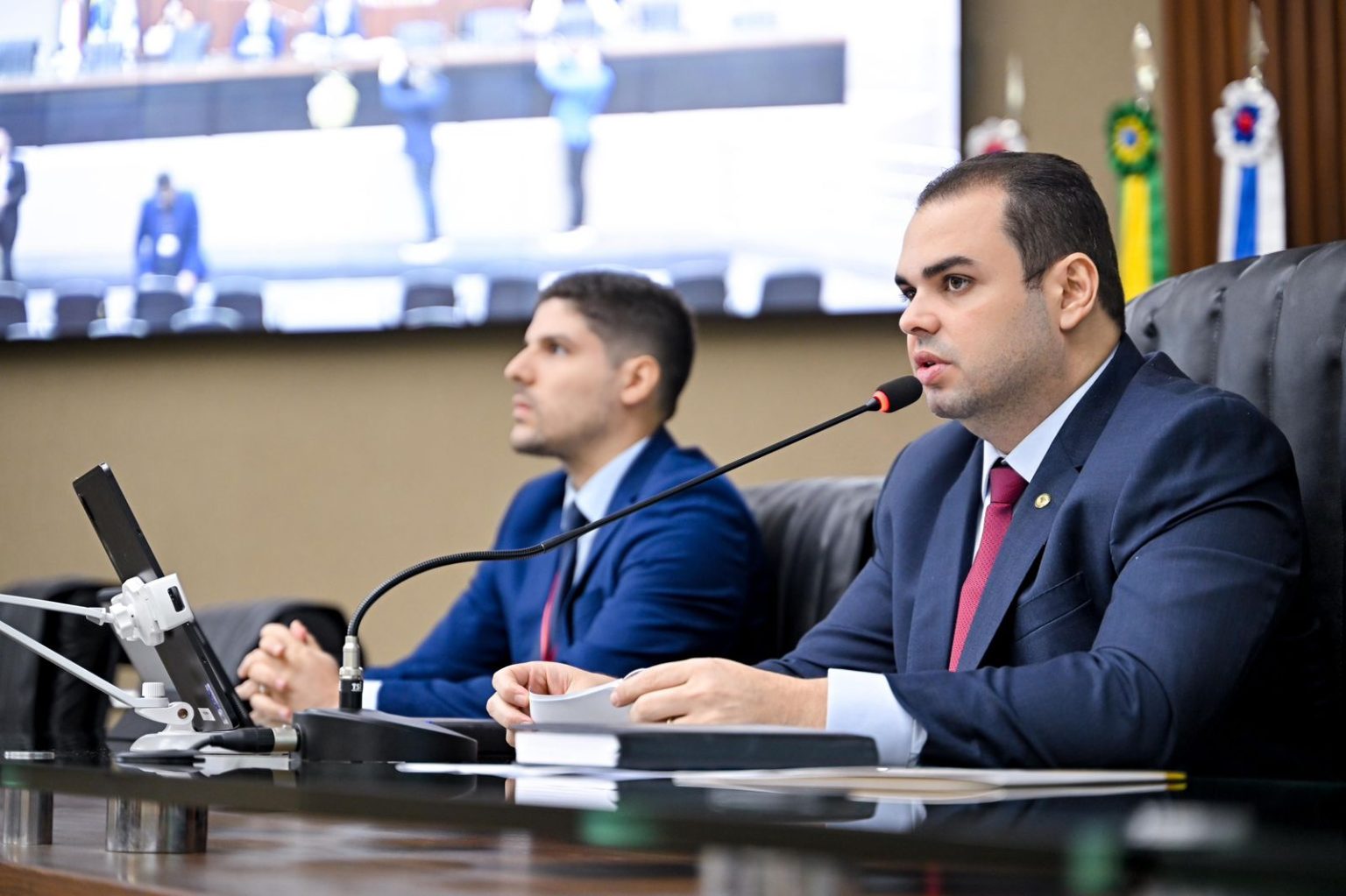 Presidente Roberto Cidade propõe política ambiental voltada às escolas estaduais do Amazonas