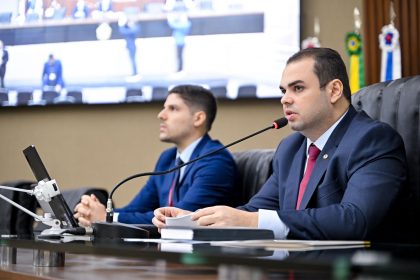 Presidente Roberto Cidade propõe política ambiental voltada às escolas estaduais do Amazonas