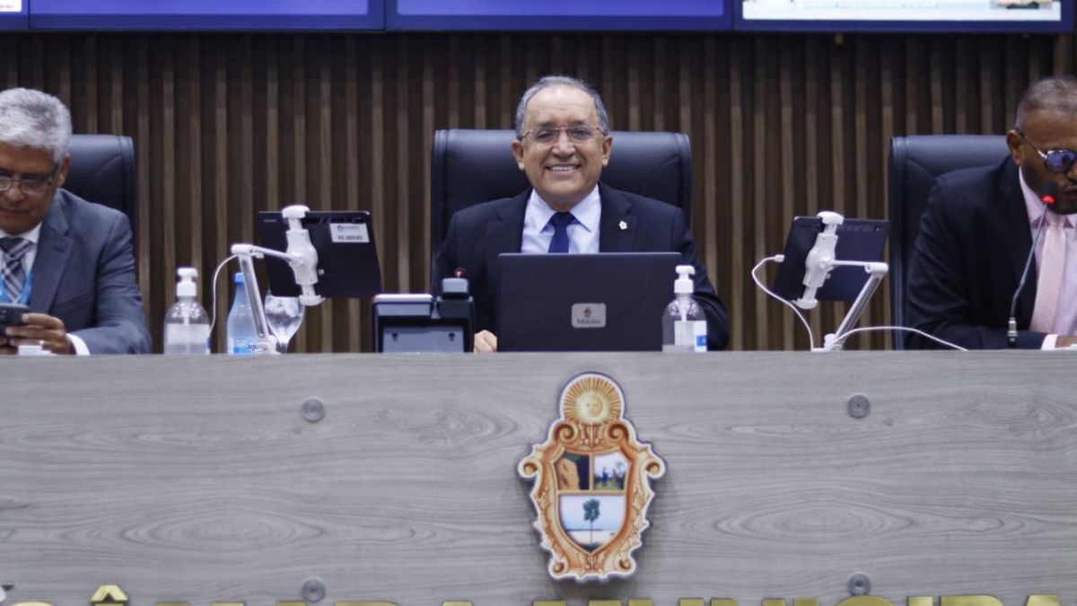 Professor Samuel propõe criação da Medalha Henrique Archer Pinto na Câmara Municipal de Manaus – Câmara Municipal de Manaus