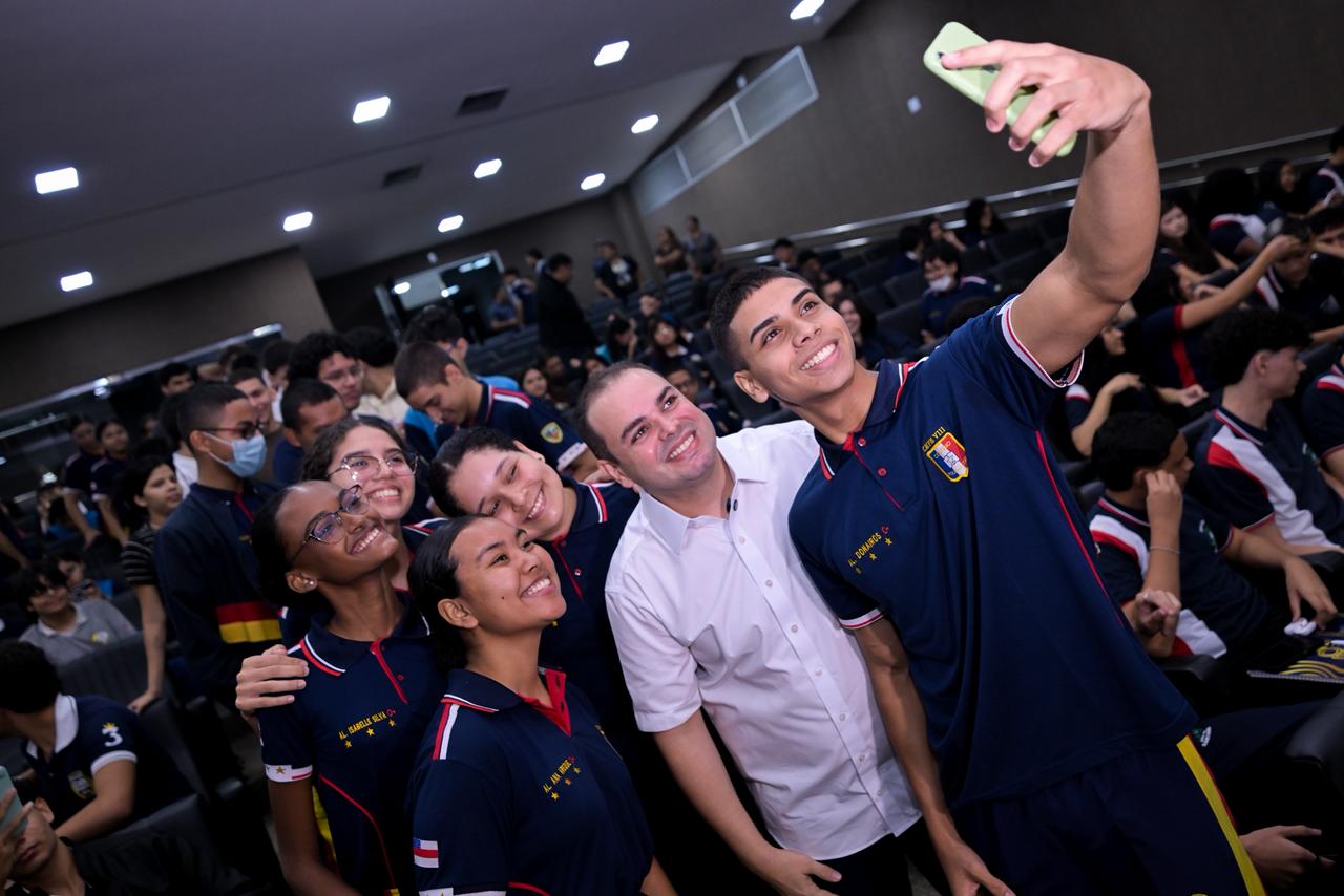 Programa Aleam Educa atende mais de 1,5 mil alunos da rede estadual e será ampliado para a Região Metropolitana em 2026