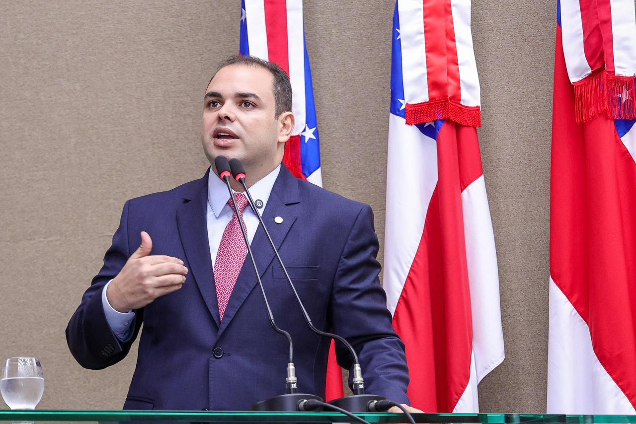 Projeto de Roberto Cidade fortalece combate a crimes virtuais no Amazonas