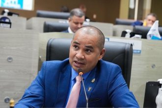 Sérgio Baré propõe dispensa de uniforme escolar para estudantes com TEA em Manaus