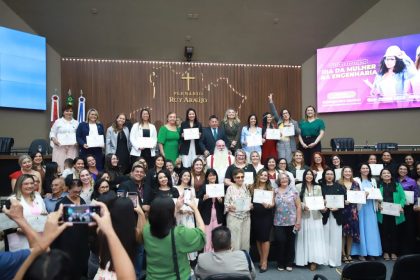 Sinésio Campos celebra o Dia da Mulher na Engenharia em Sessão Especial na Assembleia Legislativa