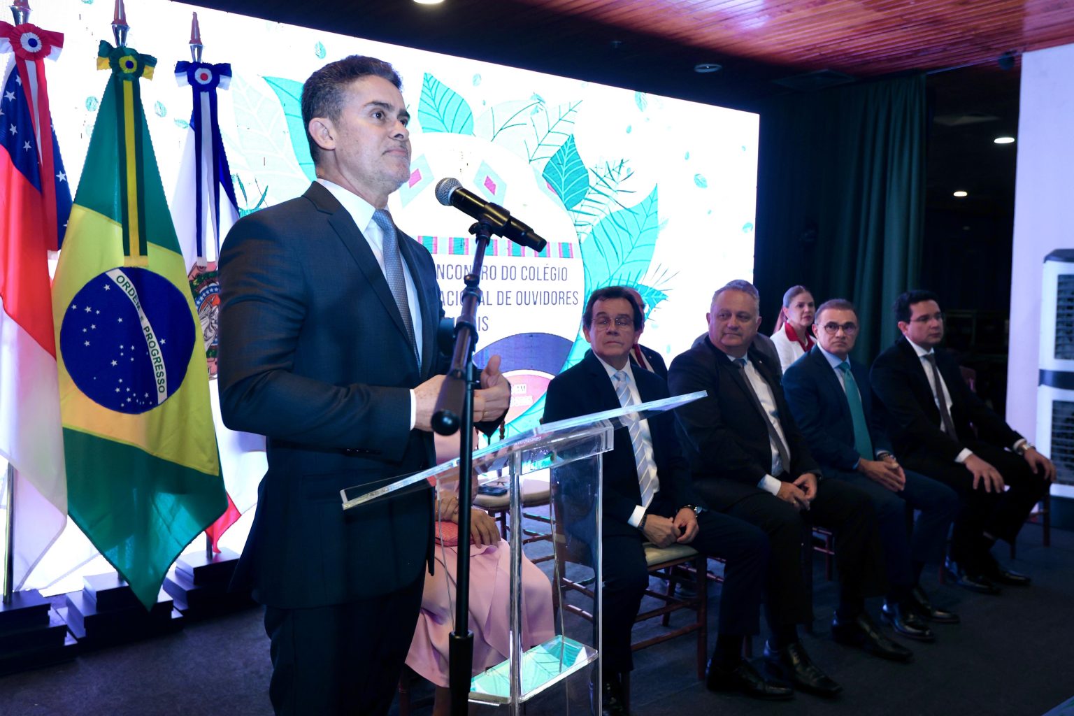 Prefeito David Almeida destaca papel de Manaus