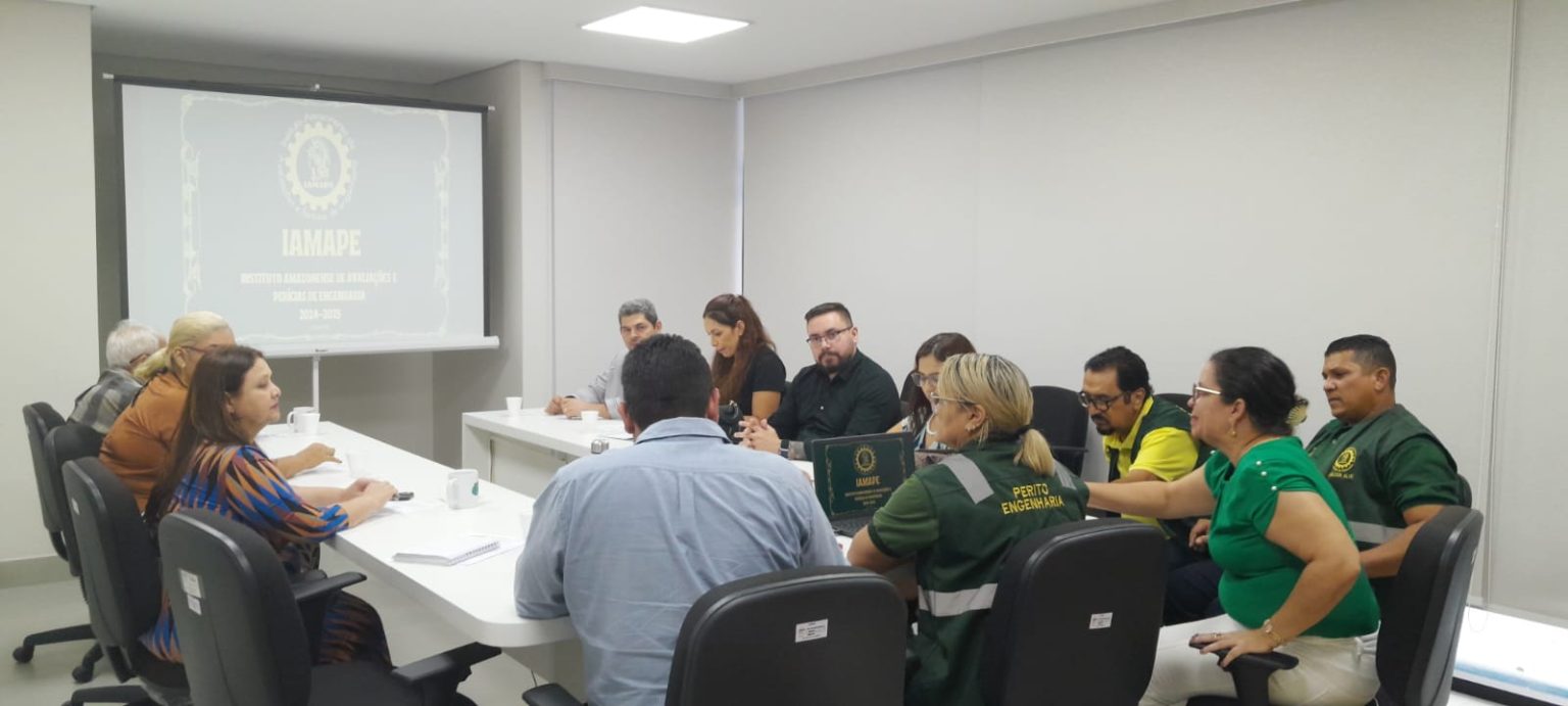 Conselho Municipal de Regulação recebe representantes do Instituto de Avaliações e Perícias de Engenharia em reunião