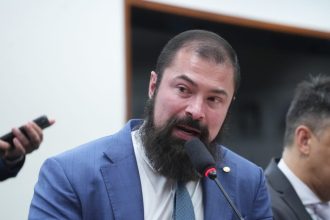 Comissão aprova concurso obrigatório na PF e Polícias Civis quando vagas superarem 5% do efetivo