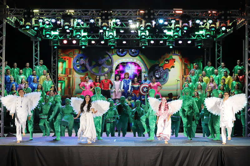 Prefeitura de Manaus e Nova Igreja Batista levam espetáculo ‘Um Sonho de Natal’ ao anfiteatro da Ponta Negra e encantam público