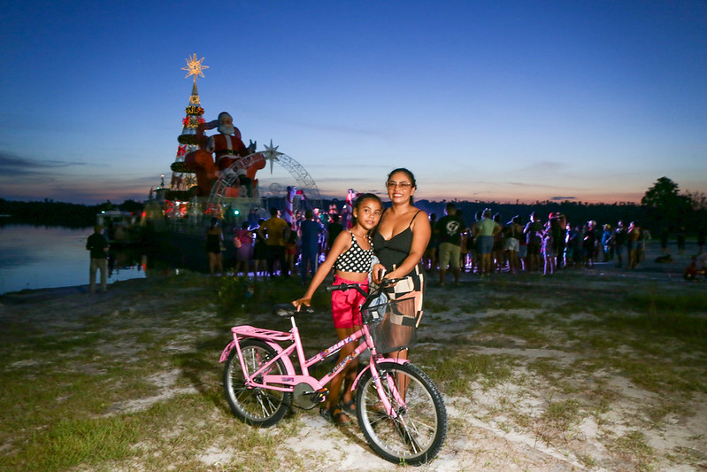 ‘Natal nas Águas’ leva solidariedade a 300 famílias de comunidades ribeirinhas de Manaus