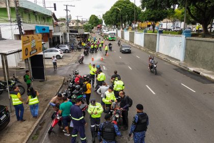 Operação resulta em oito veículos irregulares removidos na zona Sul