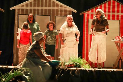 Mais de mil pessoas prestigiam espetáculo ‘Natal Caboclo’ no Parque Municipal do Idoso