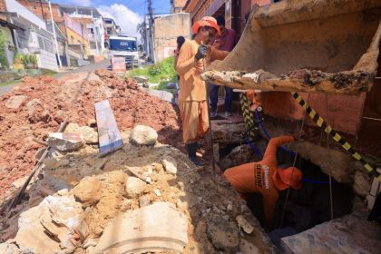 Prefeitura recupera drenagem profunda em via do bairro São Jorge