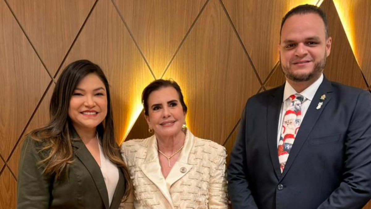 Aldenor Lima prestigia posse da conselheira Yara Amazônia Lins no Tribunal de Contas do Amazonas