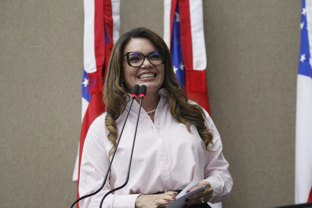 Alessandra Campelo apresenta balanço legislativo de 2025 com foco na defesa das mulheres do Amazonas