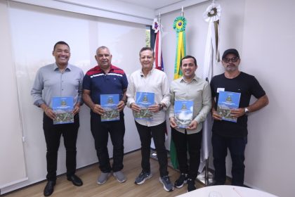 Assembleia Legislativa do Amazonas, por meio do CCOTI, entrega Lei Orgânica do município de Canutama