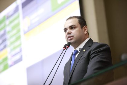 Deputados da Aleam apresentam balanço de suas atuações em 2025, durante Sessão Ordinária