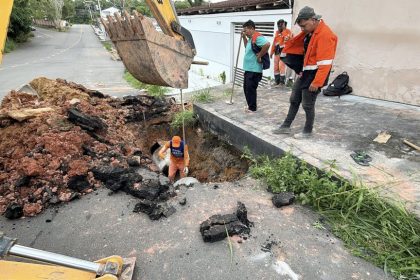Prefeitura realiza implantação de tubos de sistema de drenagem
