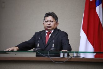 Mais de 185 mil amazonenses serão beneficiados com mudanças no Imposto de Renda, destaca deputado Sinésio Campos