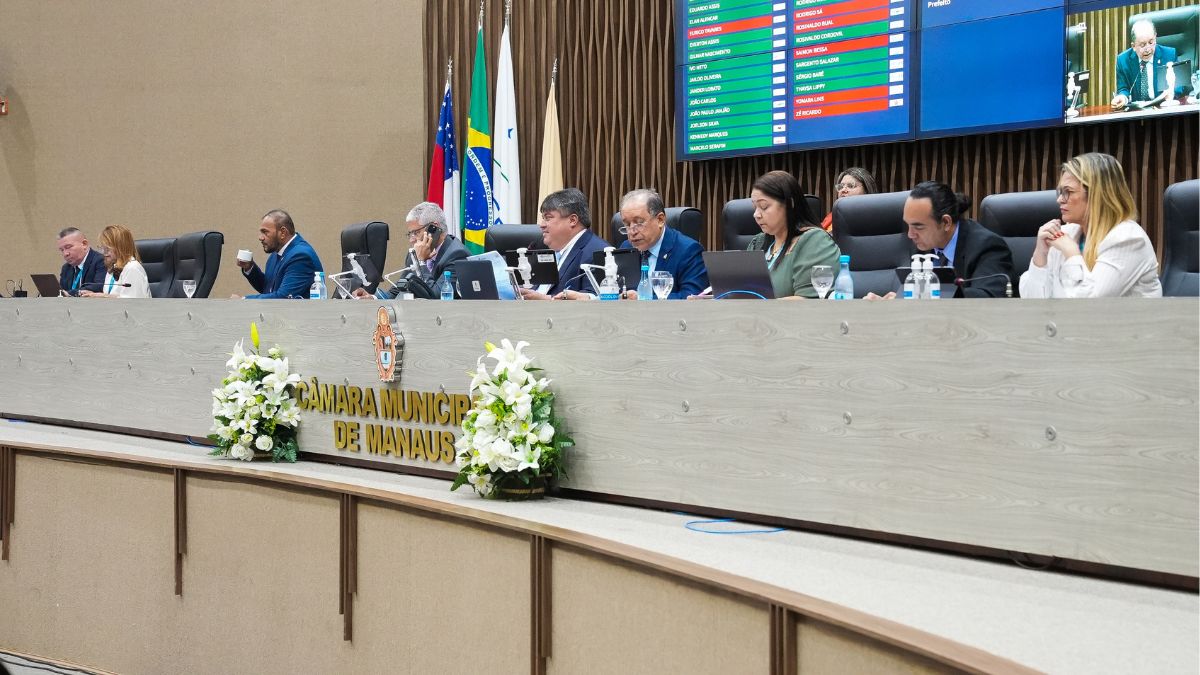 Presidente David Reis apresenta balanço de 2025 e destaca avanço no Legislativo Municipal