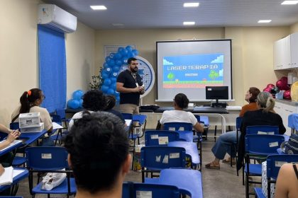Prefeitura de Manaus qualifica profissionais para laserterapia