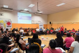 Sinésio Campos destaca aprovação da Política Estadual de Economia Solidária durante fórum em Manaus