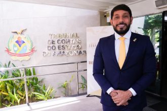 Vereadores da Câmara Municipal de Manaus participam da posse do novo Corpo Diretivo do TCE-AM para o biênio 2026/2027