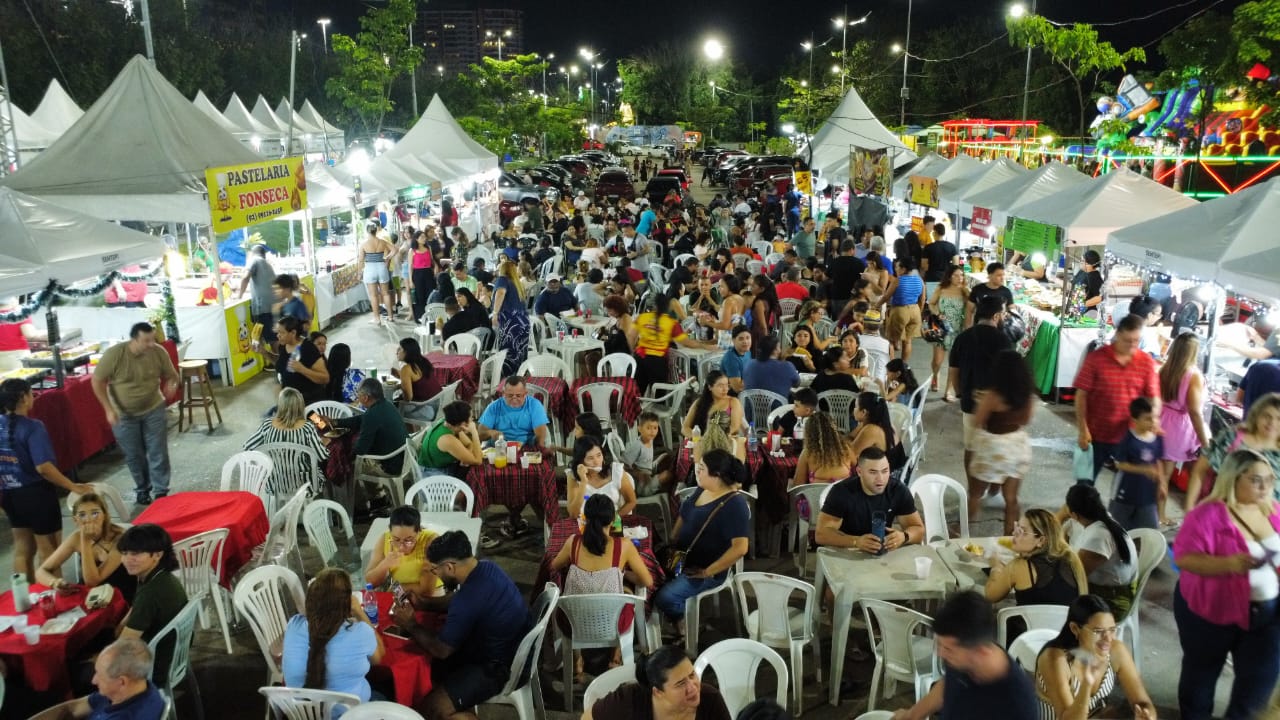 Empreendedores faturam R$ 500 mil em ‘Feira Gastronômica de Natal’ confirmando sucesso na Ponta Negra