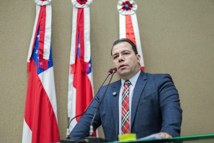 Wilker Barreto cobra funcionamento imediato do Hospital do Sangue e denuncia omissão do Governo no orçamento de 2026