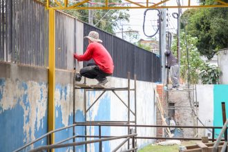 Equipe da prefeitura acompanha fase final de reforma em escolas municipais