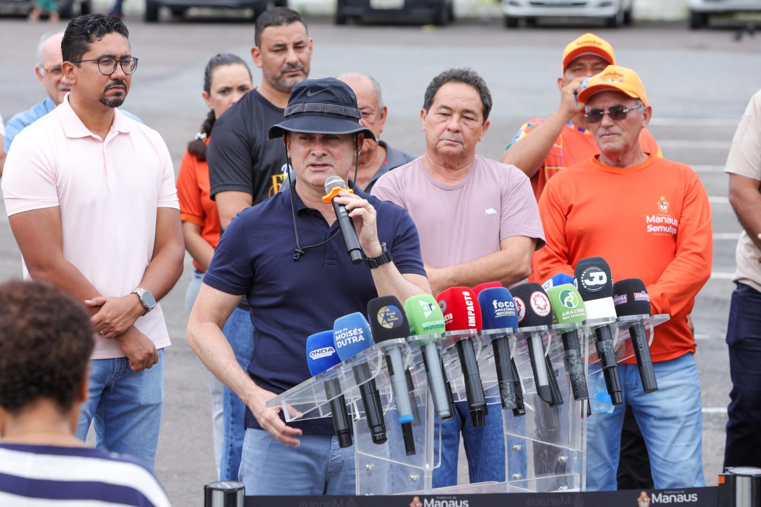 Prefeito entrega equipamentos inéditos para coleta de resíduos orgânicos e consolida política ambiental estruturante em Manaus