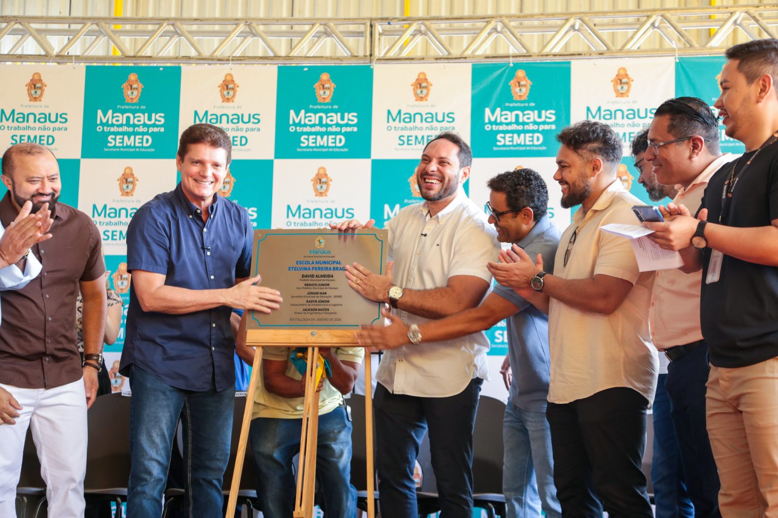 Em ação inédita, prefeitura entrega quatro escolas em um único dia