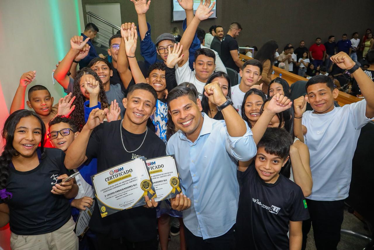 Deputado Mário César Filho é homenageado na cerimônia Melhores do Ano do Jiu-Jitsu Amazonense 2025
