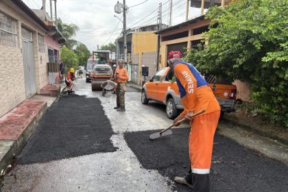 Obra de recuperação asfáltica da Prefeitura de Manaus contempla moradores do bairro Coroado