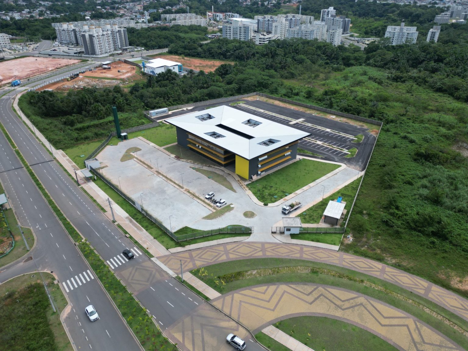 Prefeitura inaugura faixa liberada no Parque Mosaico