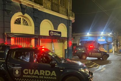 Guarda Municipal de Manaus impede furto e recupera produtos