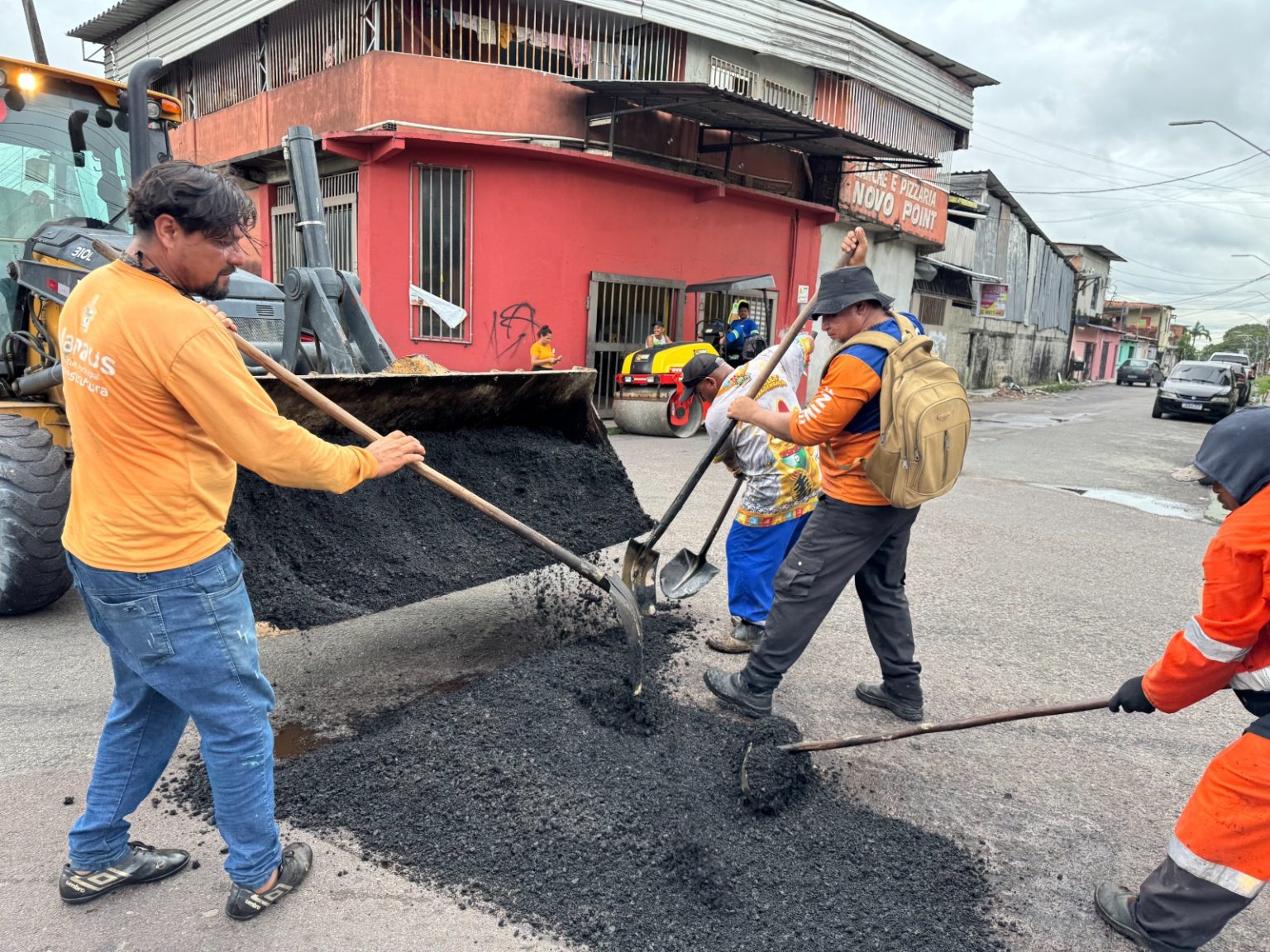 Prefeitura de Manaus avança em obras intensivas de recuperação asfáltica no bairro Nova Floresta