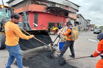 Prefeitura de Manaus avança em obras intensivas de recuperação asfáltica no bairro Nova Floresta