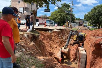 Prefeitura de Manaus mobiliza equipes e avança em obra estratégica de drenagem na avenida Brasil
